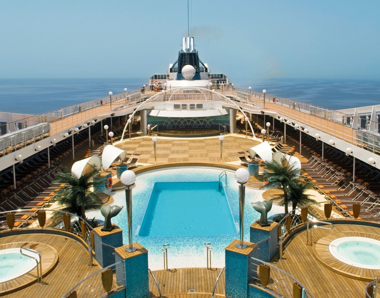 MSC Musica · La Spiaggia Pool · MSC Cruises